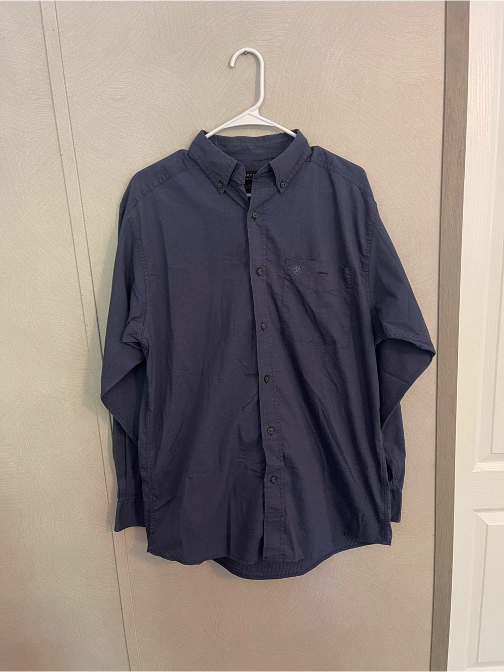 Ariat Pro Series Men’s Button Down Shirt - Size M